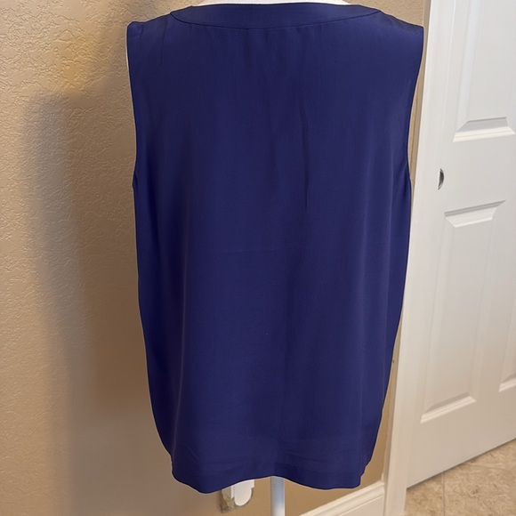 Kate Spade Blue Sleeveless Pleated Blouse 100% Silk - Picture 3 of 7